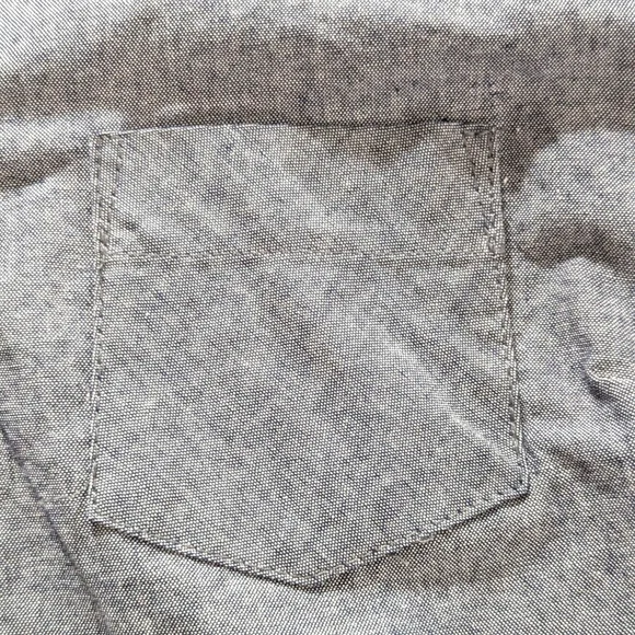 NWT WOMEN'S FIELD & STREAM SLEEVELESS MEDIUM SL CHAMBRAY TOP - Picture 8 of 13